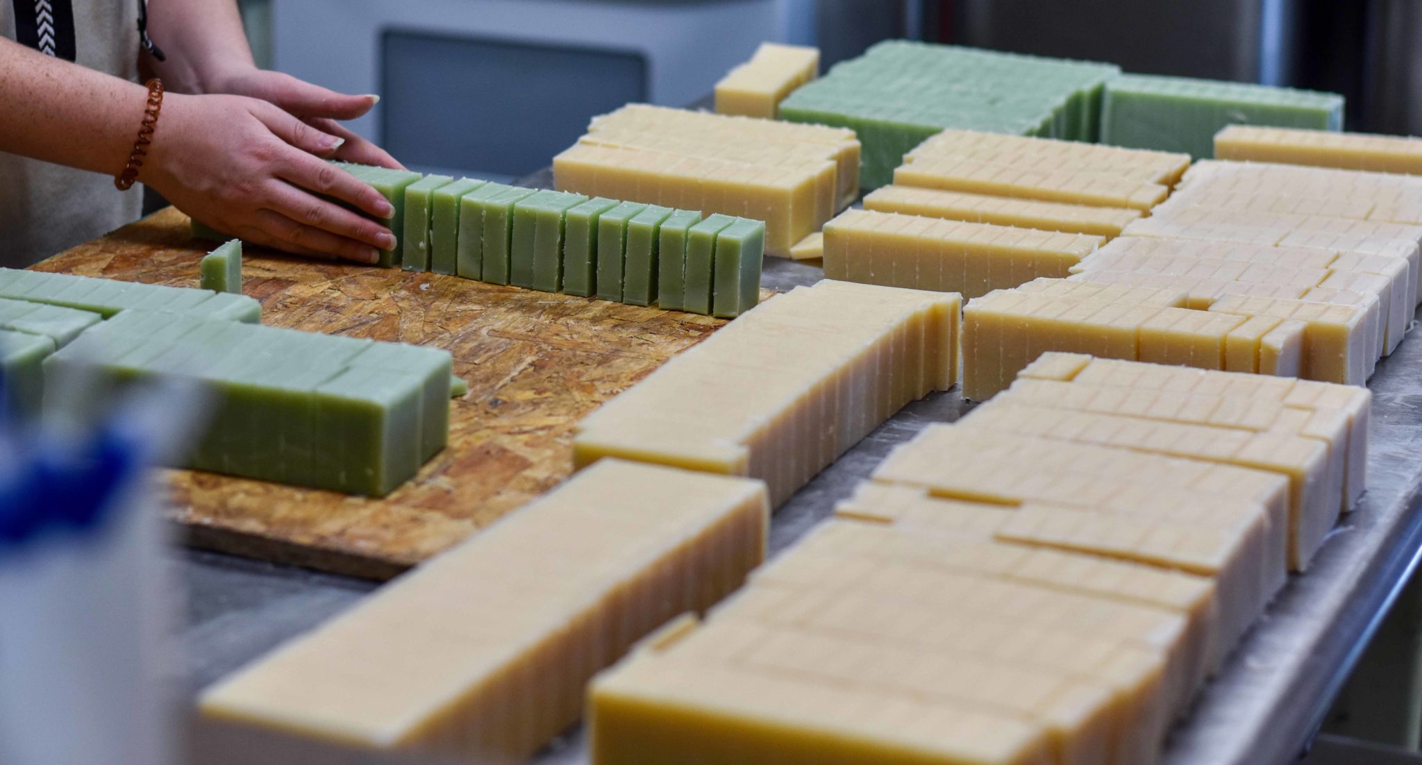 Atelier de fabrication de savon - Savon artisanal & naturel BARBOTINE